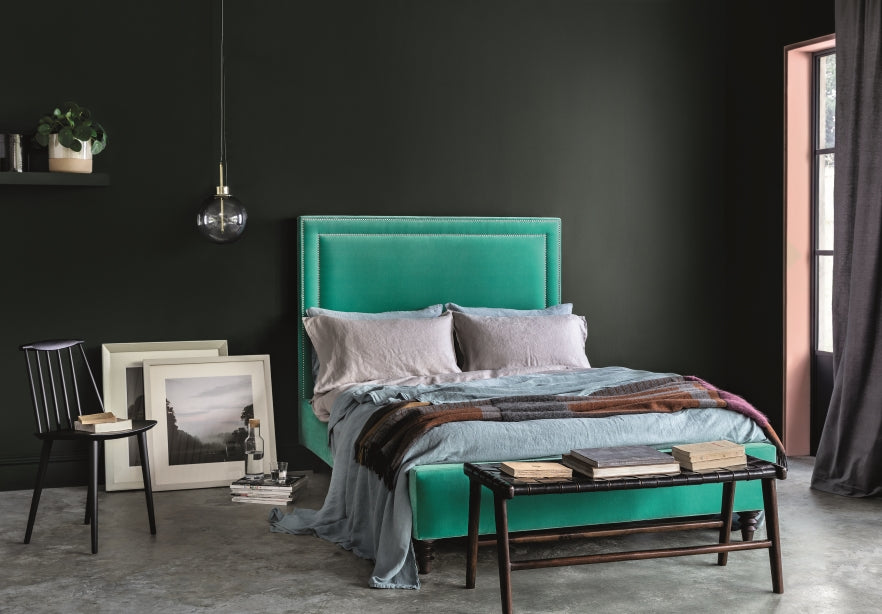 DECORATING WITH GREEN